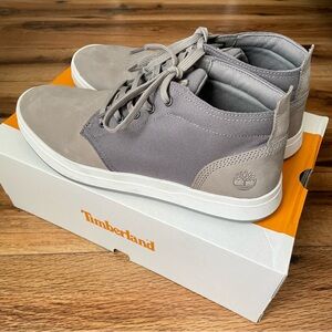 Timberland Davis Gray Leather Chukka Sneakers, Men’s size 10.5